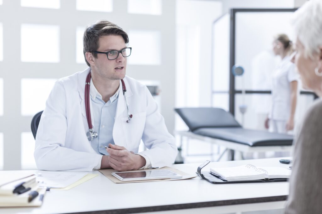 For Medical Consultants to Provide Comprehensive Customers Management